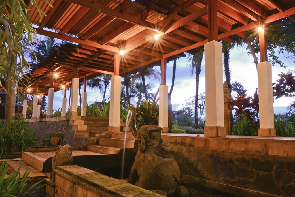 Hotel Tidar Malang Exterior photo