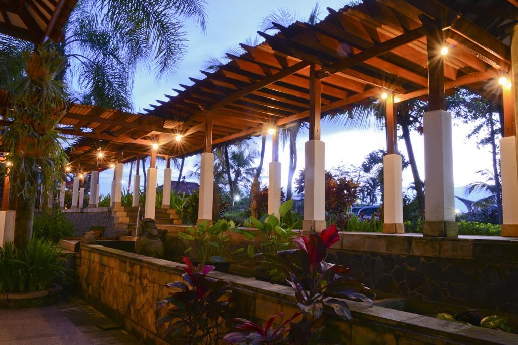 Hotel Tidar Malang Exterior photo